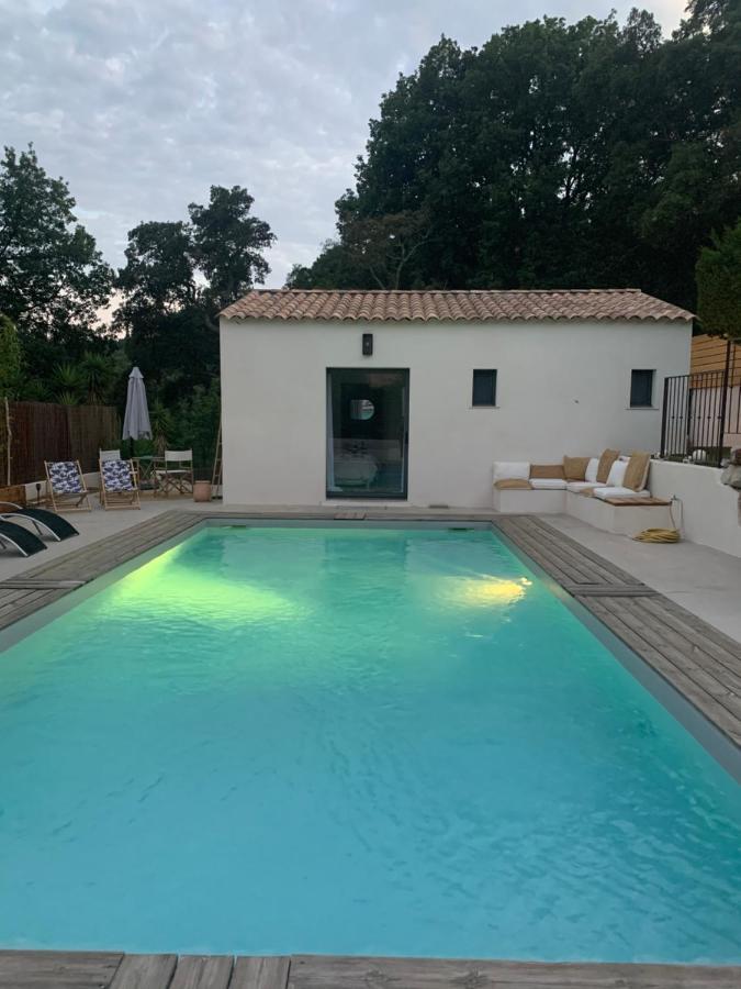 مبيت وإفطار جاسّا Le Cabanon De Val المظهر الخارجي الصورة